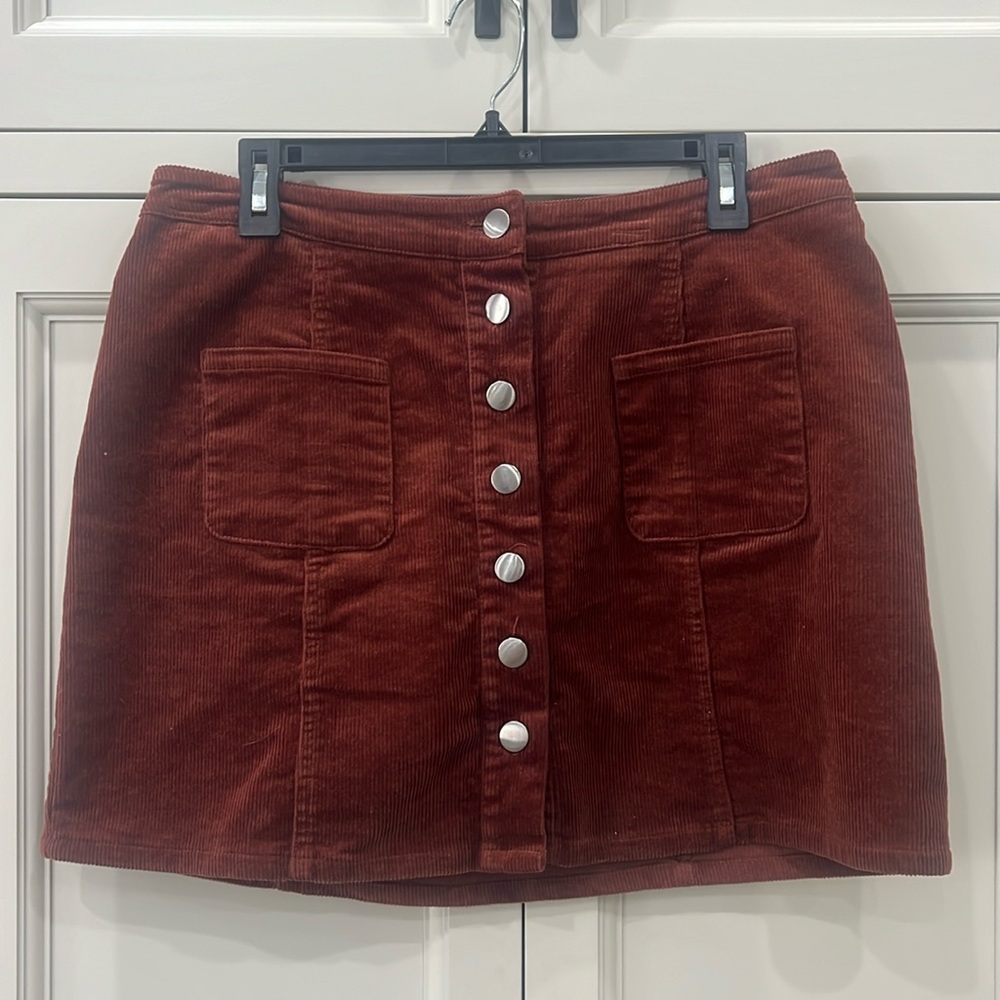 Charlotte Russe Corduroy skirt. Size large. Rusty brown color. Dark academia